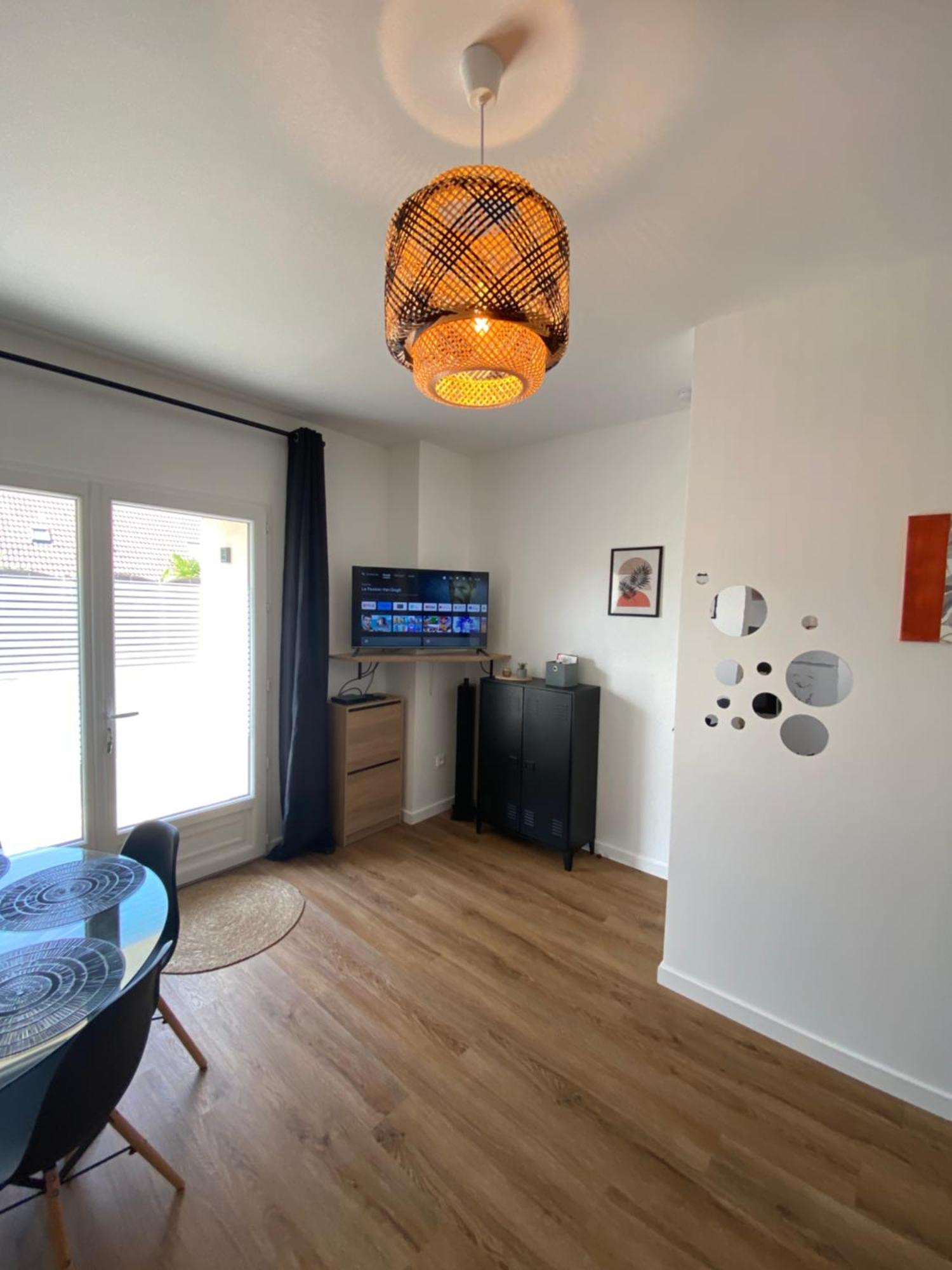 Le Cocon De Didine, Beau F2, 2 Places De Parking Clos, Proche Disneyland Quincy-Voisins Eksteriør bilde